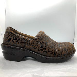 b.o.c Brown Leather Clogs Size 9 W